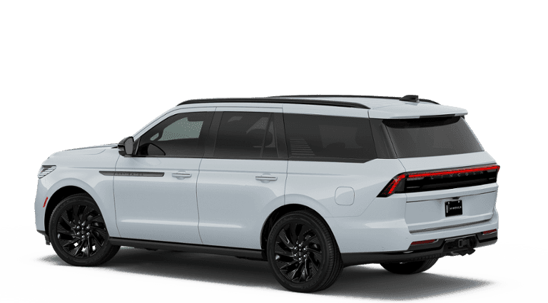 2026 Lincoln Navigator - Image 25