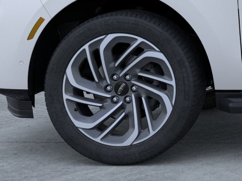 2026 Lincoln Navigator - Image 19