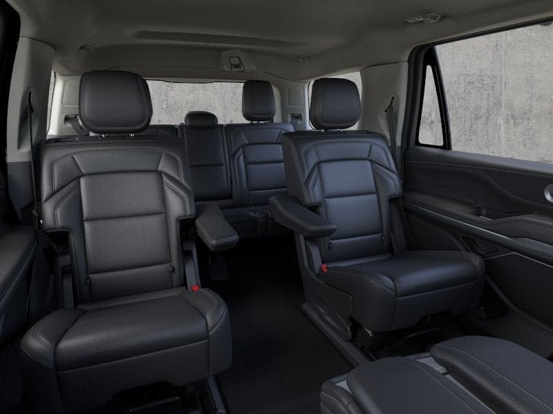 2026 Lincoln Navigator - Image 11