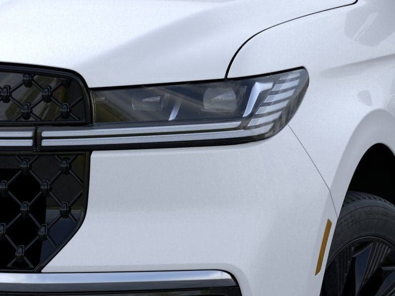 2026 Lincoln Navigator L - Image 18