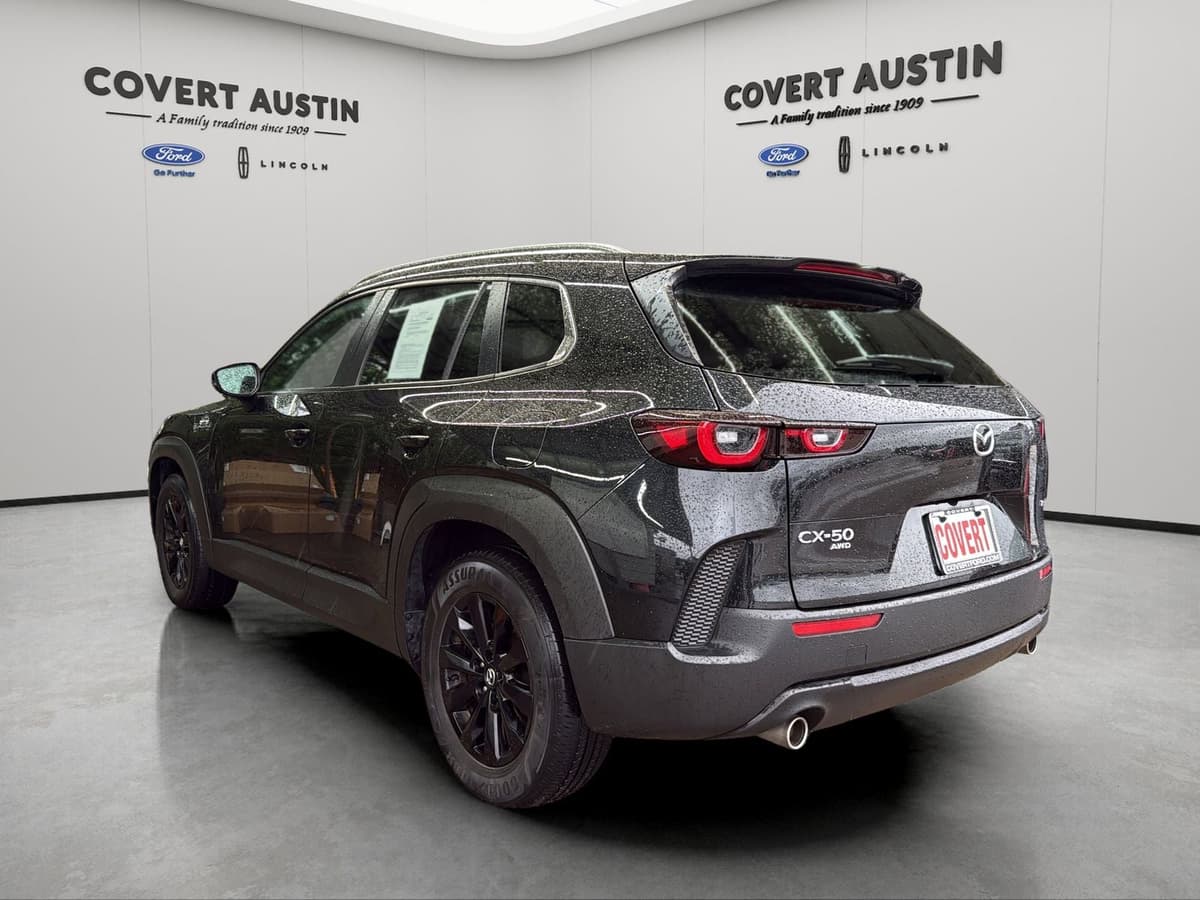 2024 Mazda Mazda CX-50 - Image 3