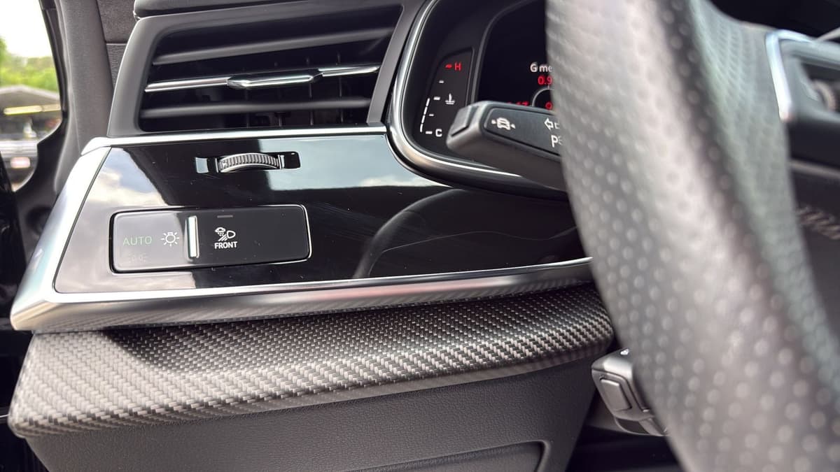 2021 Audi RS Q8 - Image 17