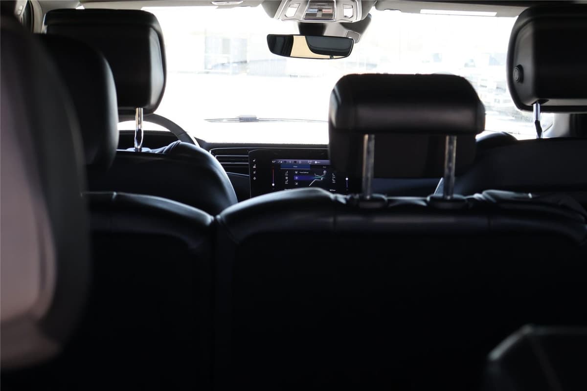 2024 Jeep Wagoneer - Image 29