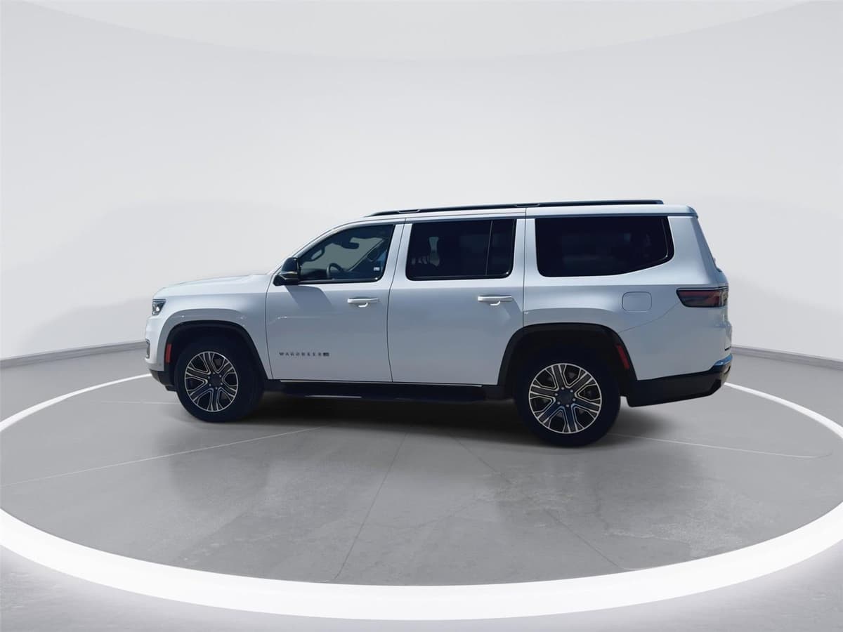 2024 Jeep Wagoneer - Image 6