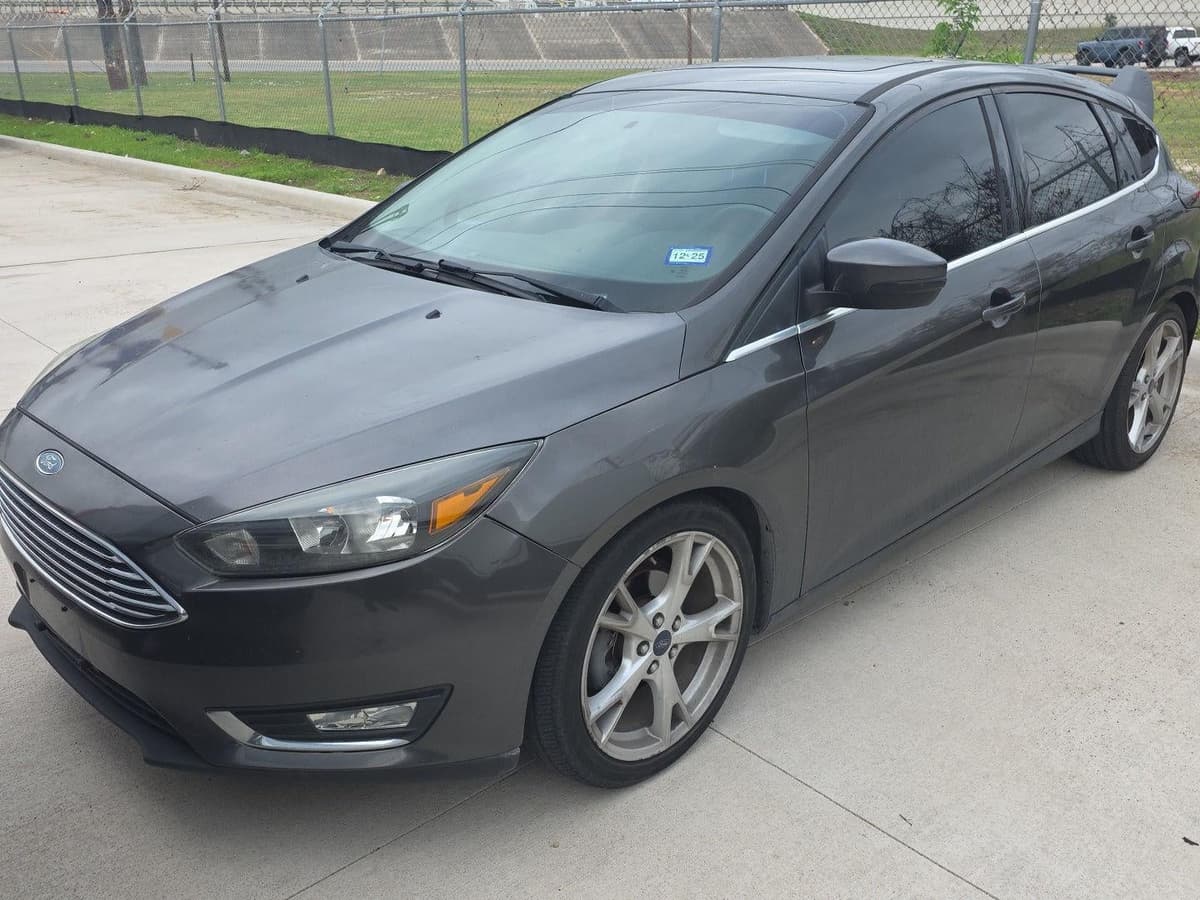 2015 Ford Focus - Image 1
