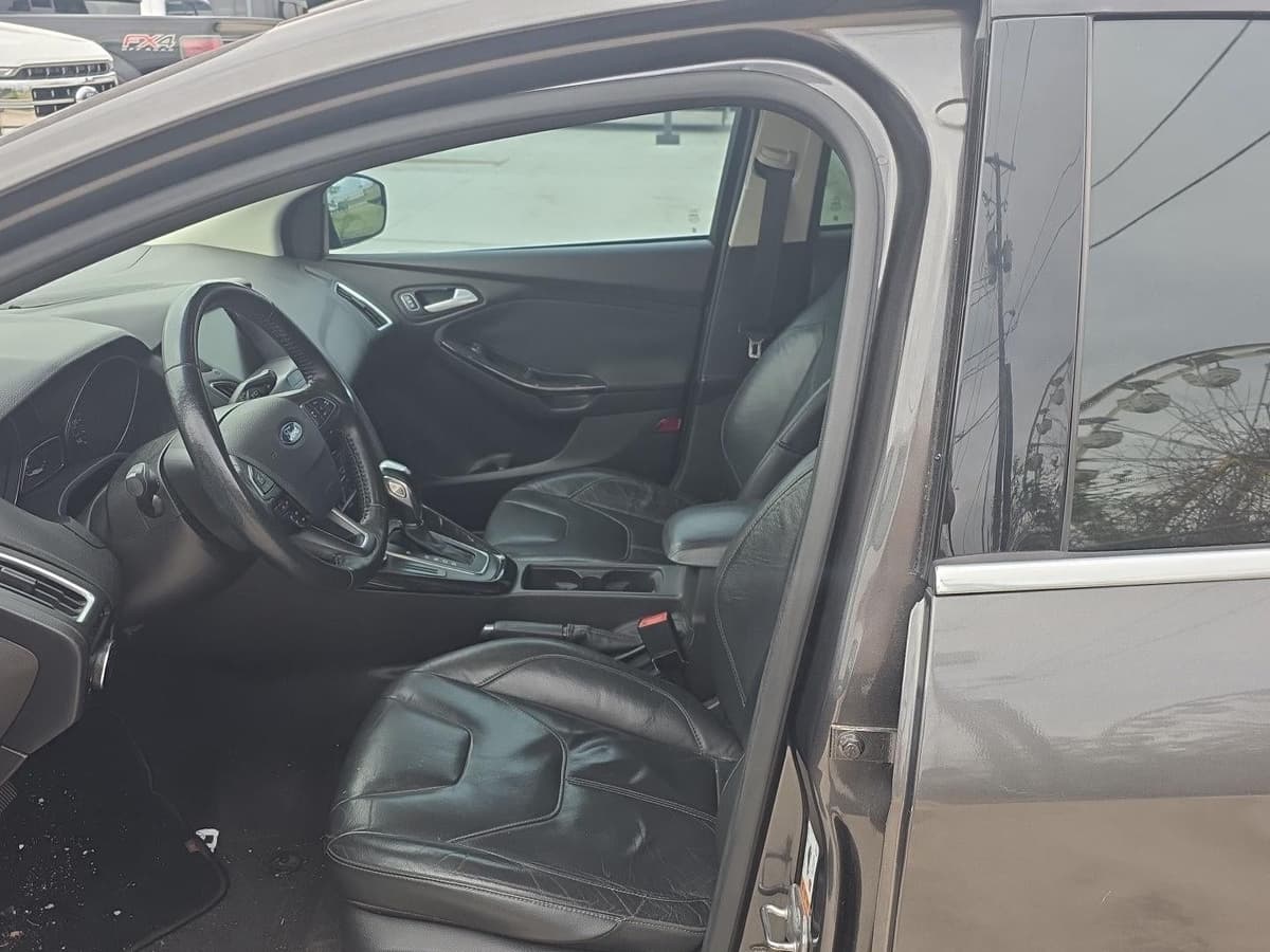 2015 Ford Focus - Image 10