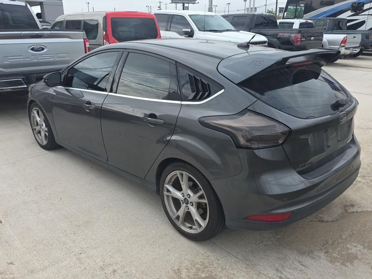 2015 Ford Focus - Image 2