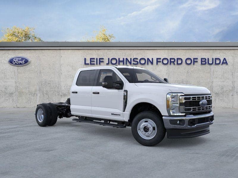 2026 Ford Super Duty F-350 - Image 7