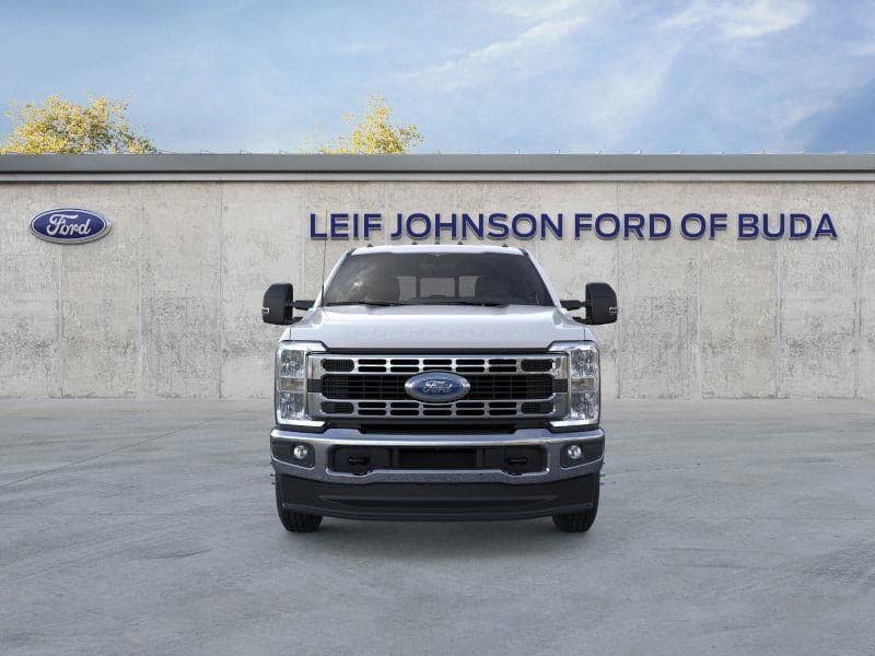 2026 Ford Super Duty F-350 - Image 6