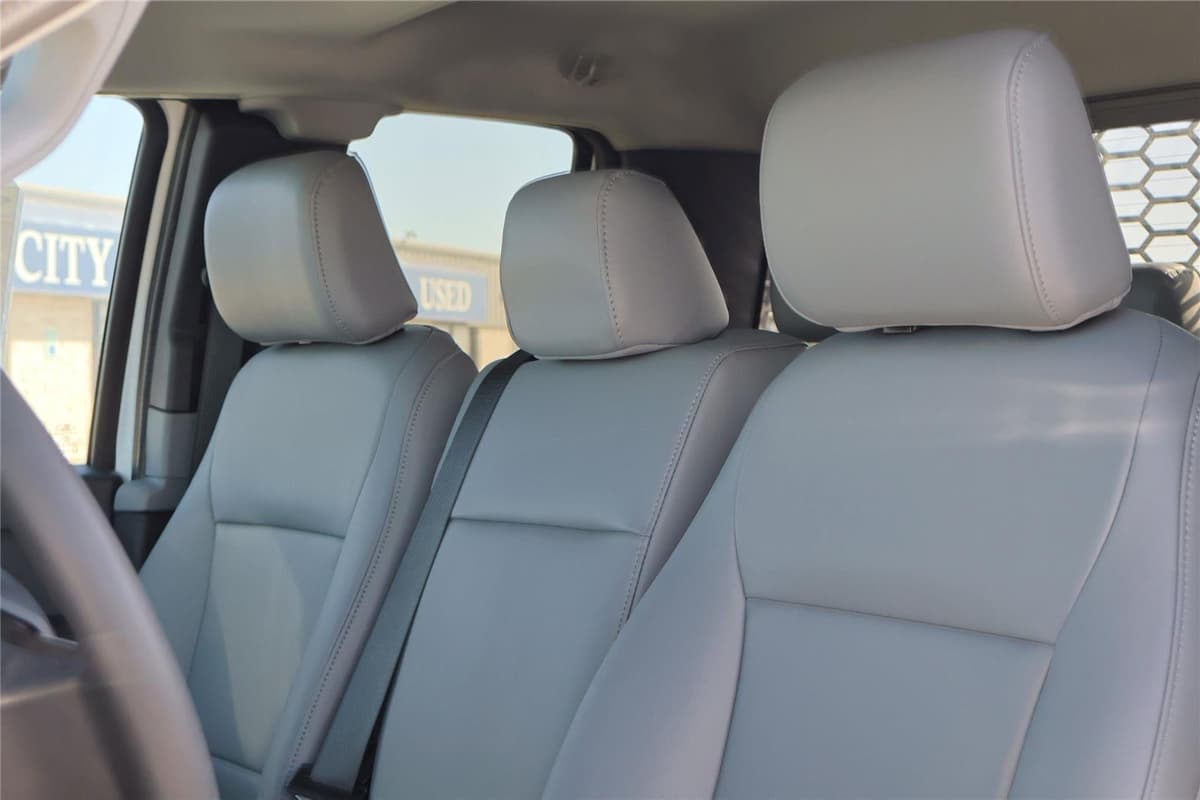 2025 Ford Super Duty F-350 - Image 20