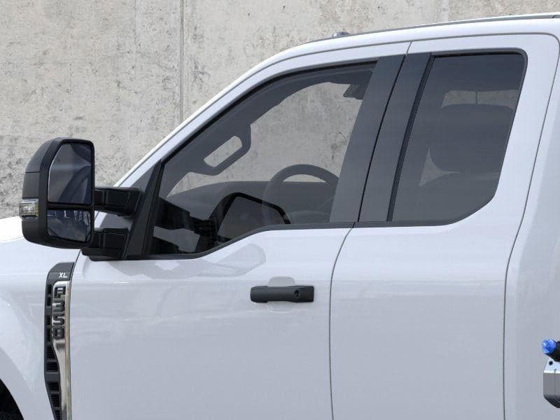 2025 Ford Super Duty F-350 - Image 63