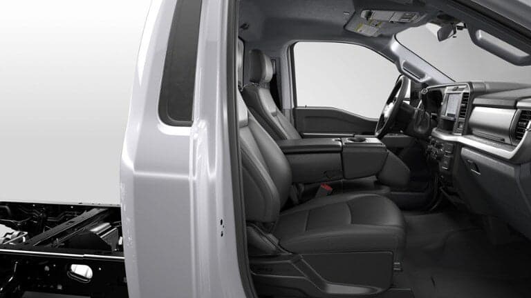 2026 Ford Super Duty F-600 - Image 5