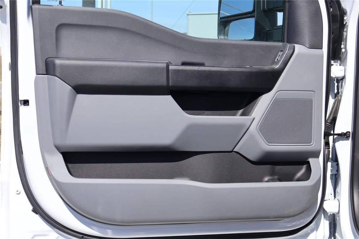 2026 Ford Super Duty F-350 - Image 16