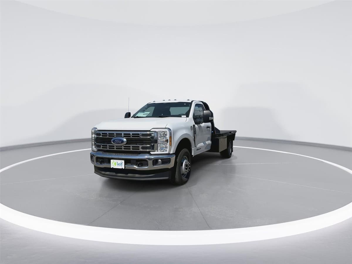 2026 Ford Super Duty F-350 - Image 5