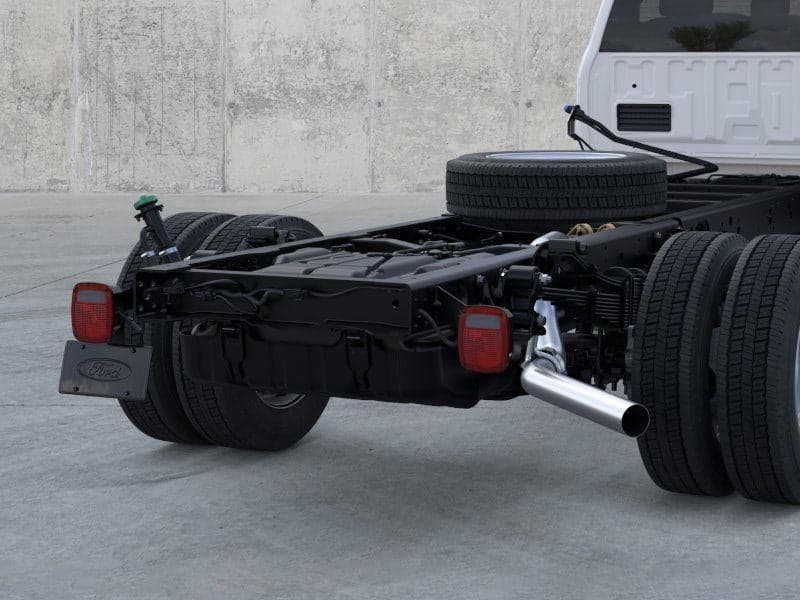 2026 Ford Super Duty F-550 - Image 21