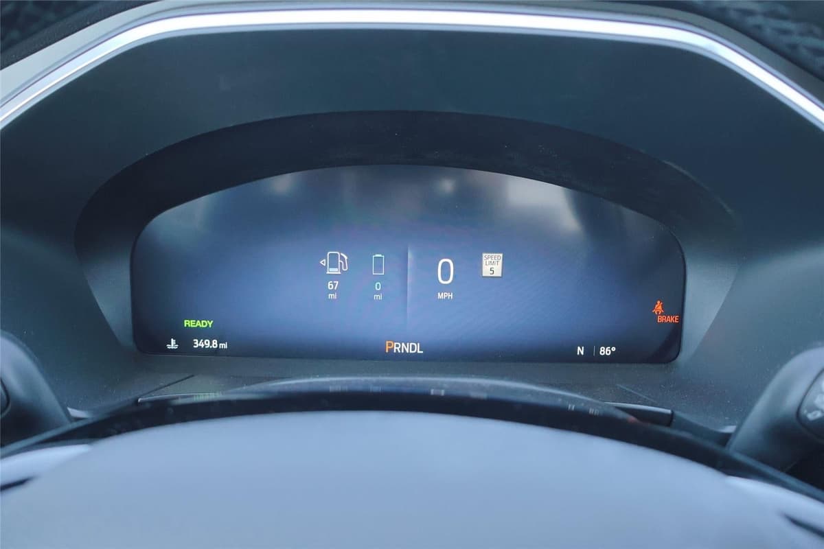 2025 Ford Escape - Image 19