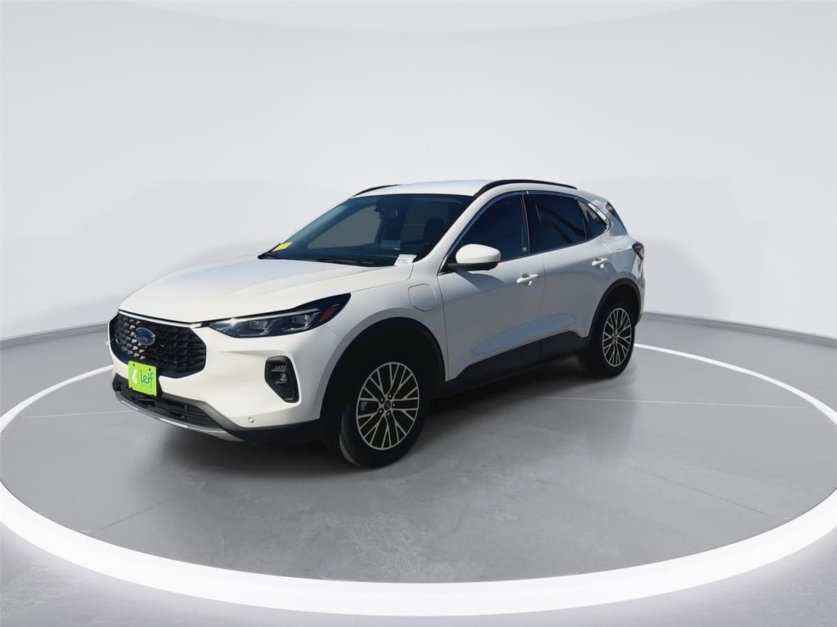 2025 Ford Escape - Image 4