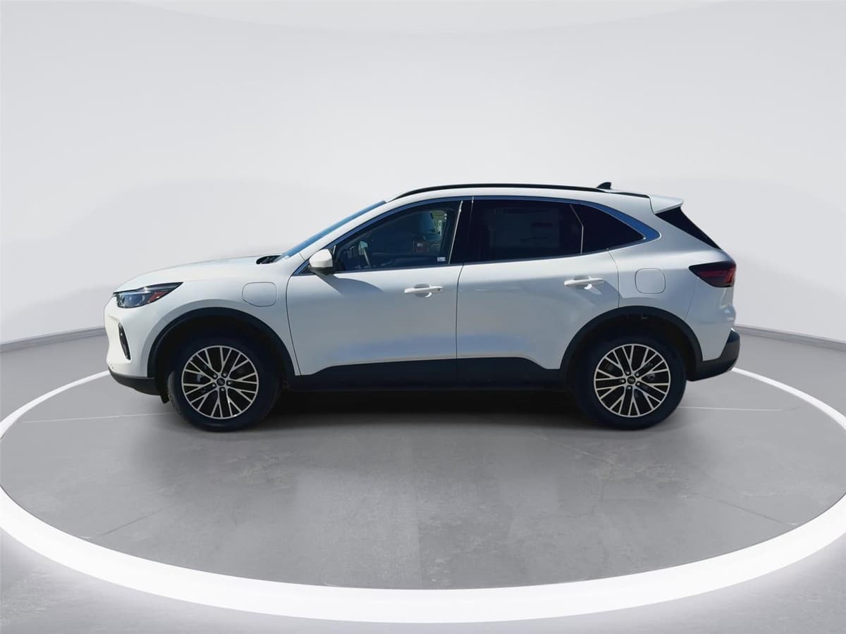 2025 Ford Escape - Image 5