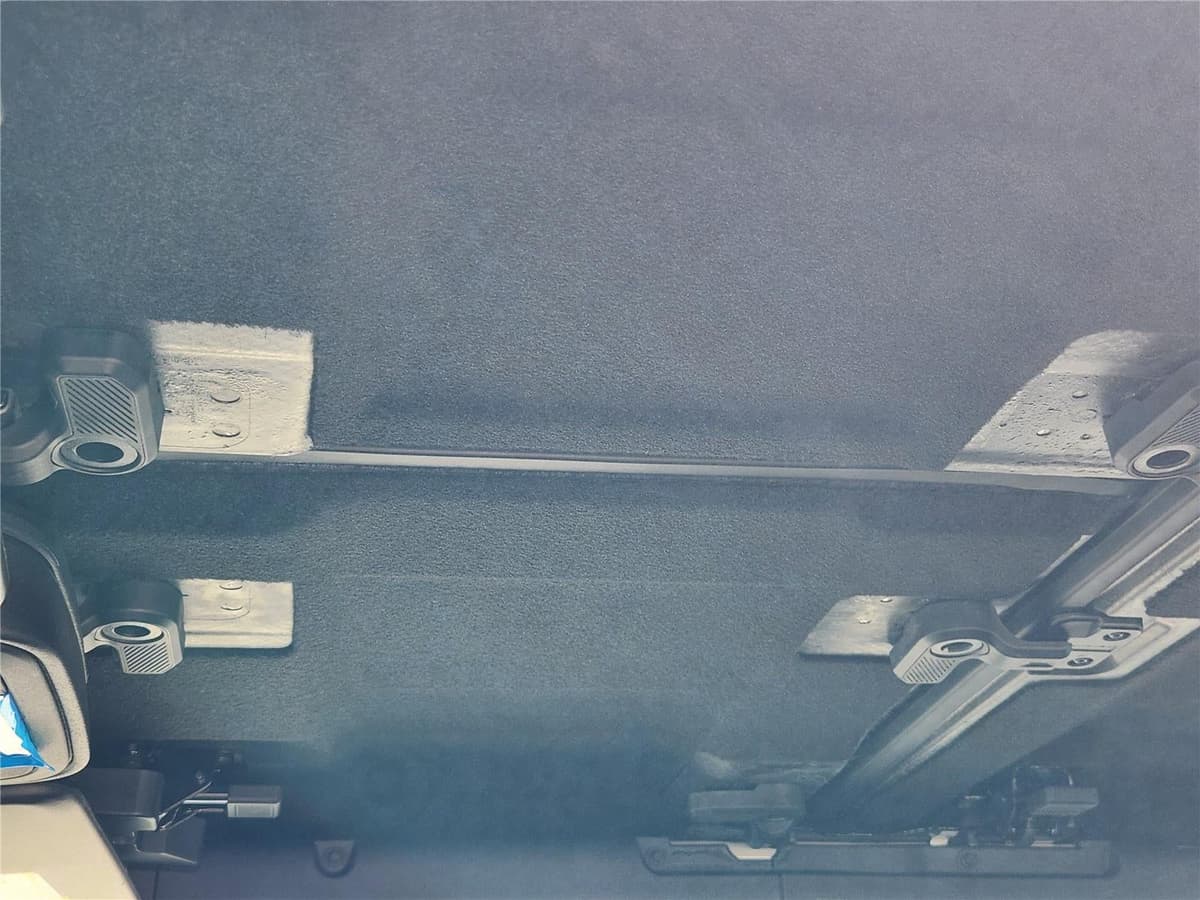 2025 Ford Bronco - Image 19