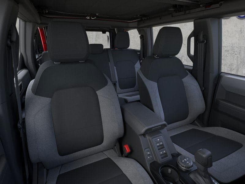 2026 Ford Bronco - Image 10