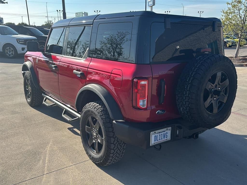 2025 Ford Bronco - Image 3