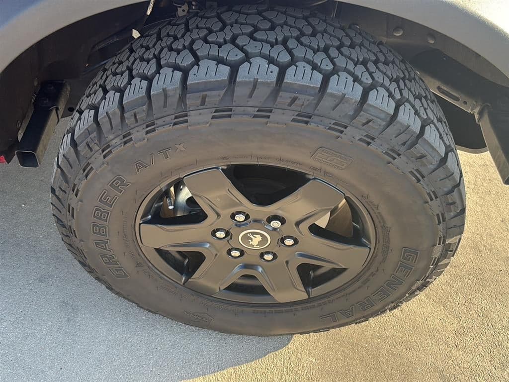 2025 Ford Bronco - Image 6