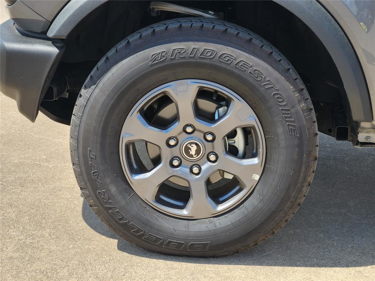 2025 Ford Bronco - Image 7