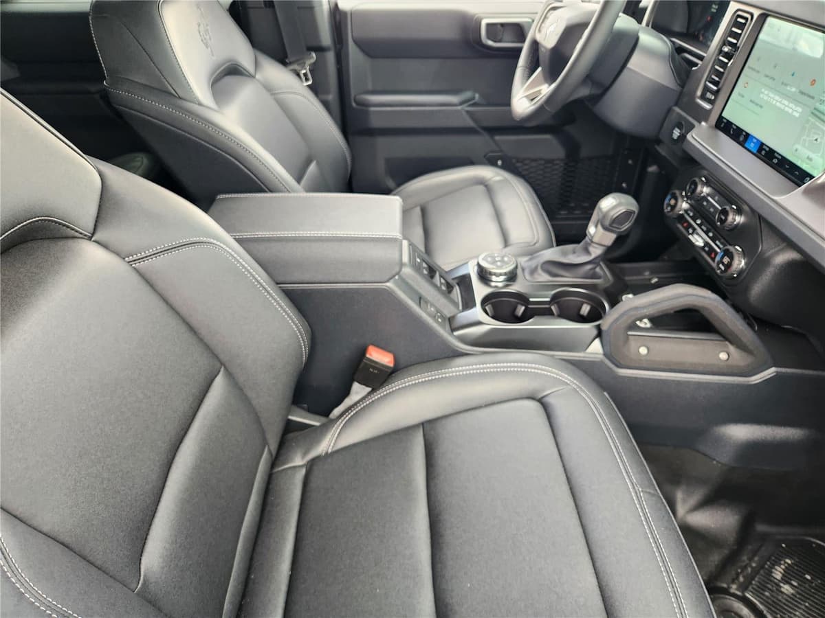 2026 Ford Bronco - Image 10