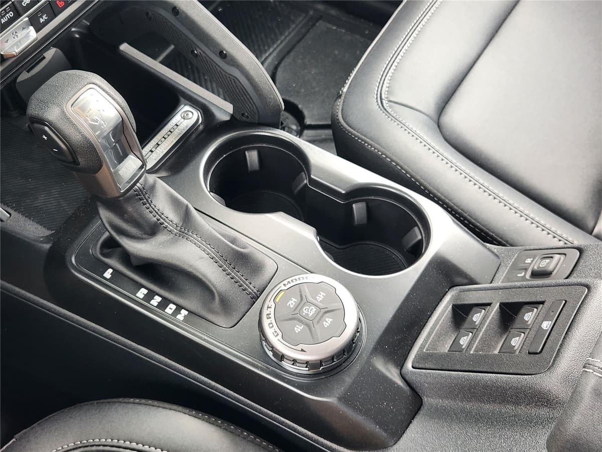 2026 Ford Bronco - Image 15