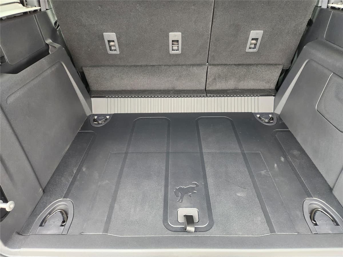 2026 Ford Bronco - Image 23