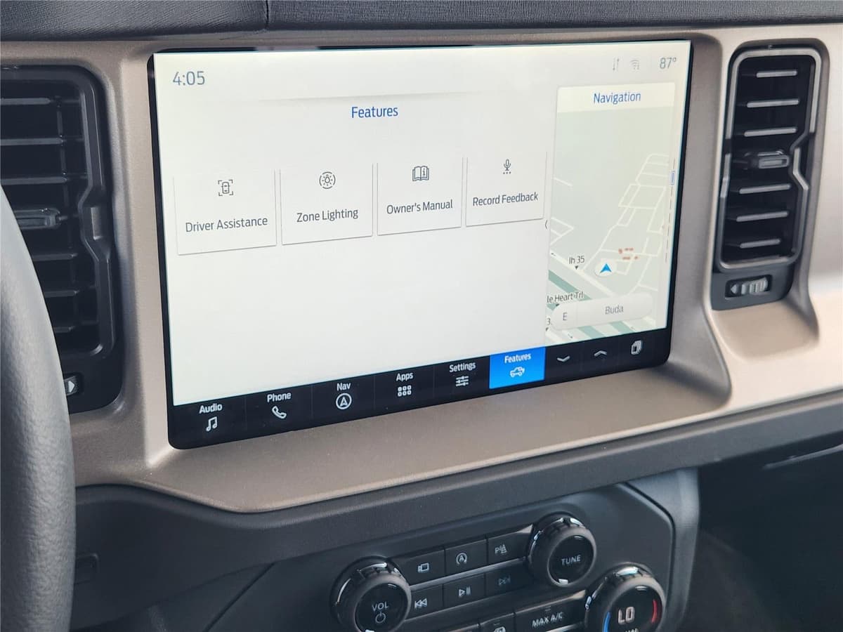 2025 Ford Bronco - Image 12