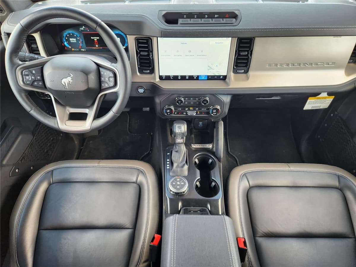 2025 Ford Bronco - Image 20