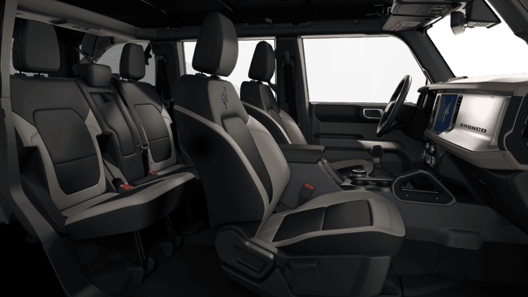 2025 Ford Bronco - Image 30