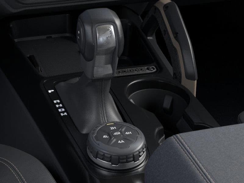 2026 Ford Bronco - Image 17