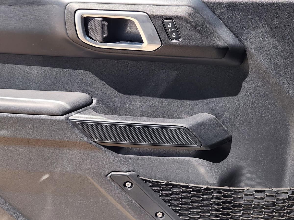 2026 Ford Bronco - Image 17