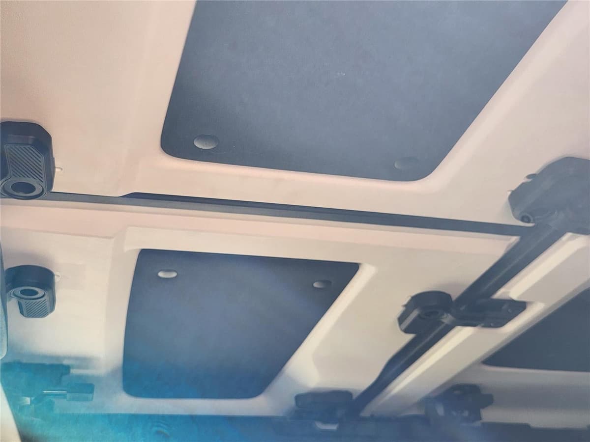 2026 Ford Bronco - Image 19