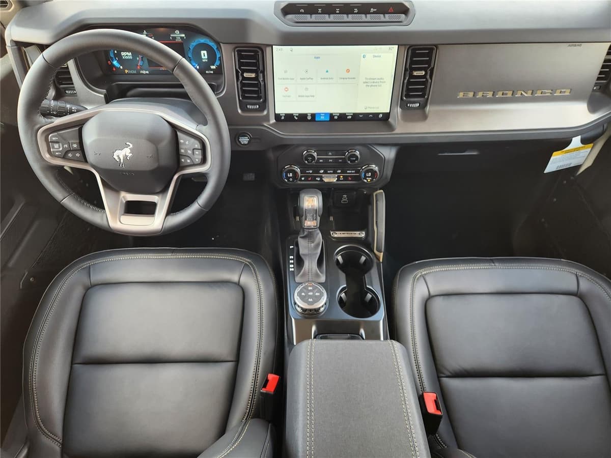 2026 Ford Bronco - Image 20