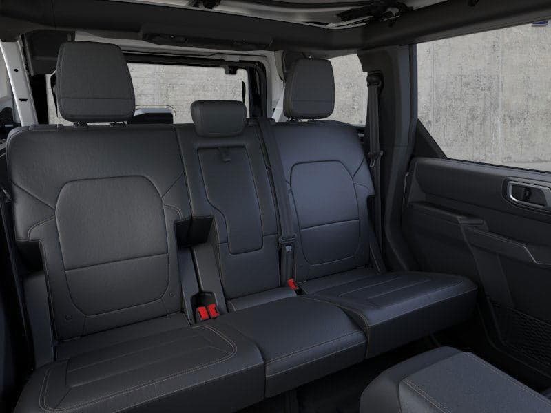 2026 Ford Bronco - Image 11