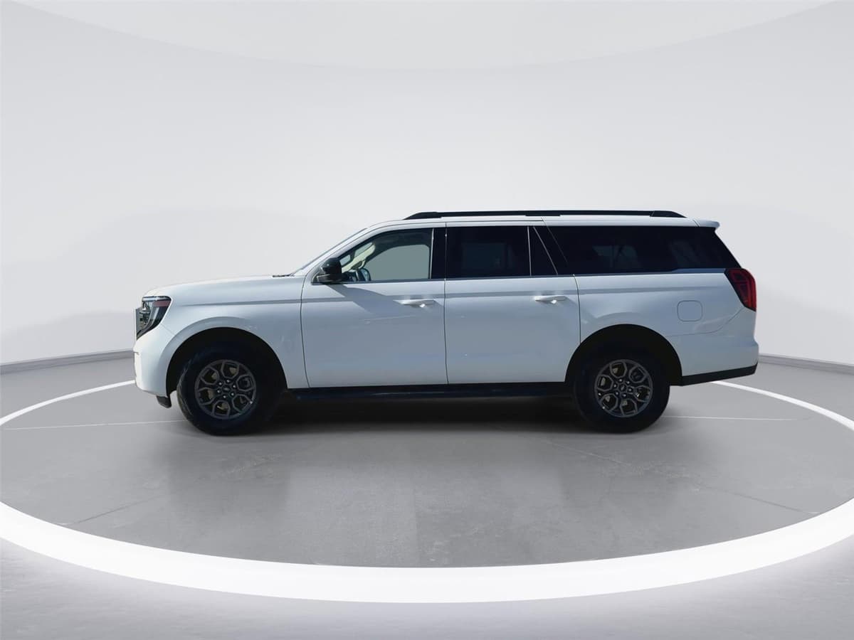 2025 Ford Expedition Max - Image 6