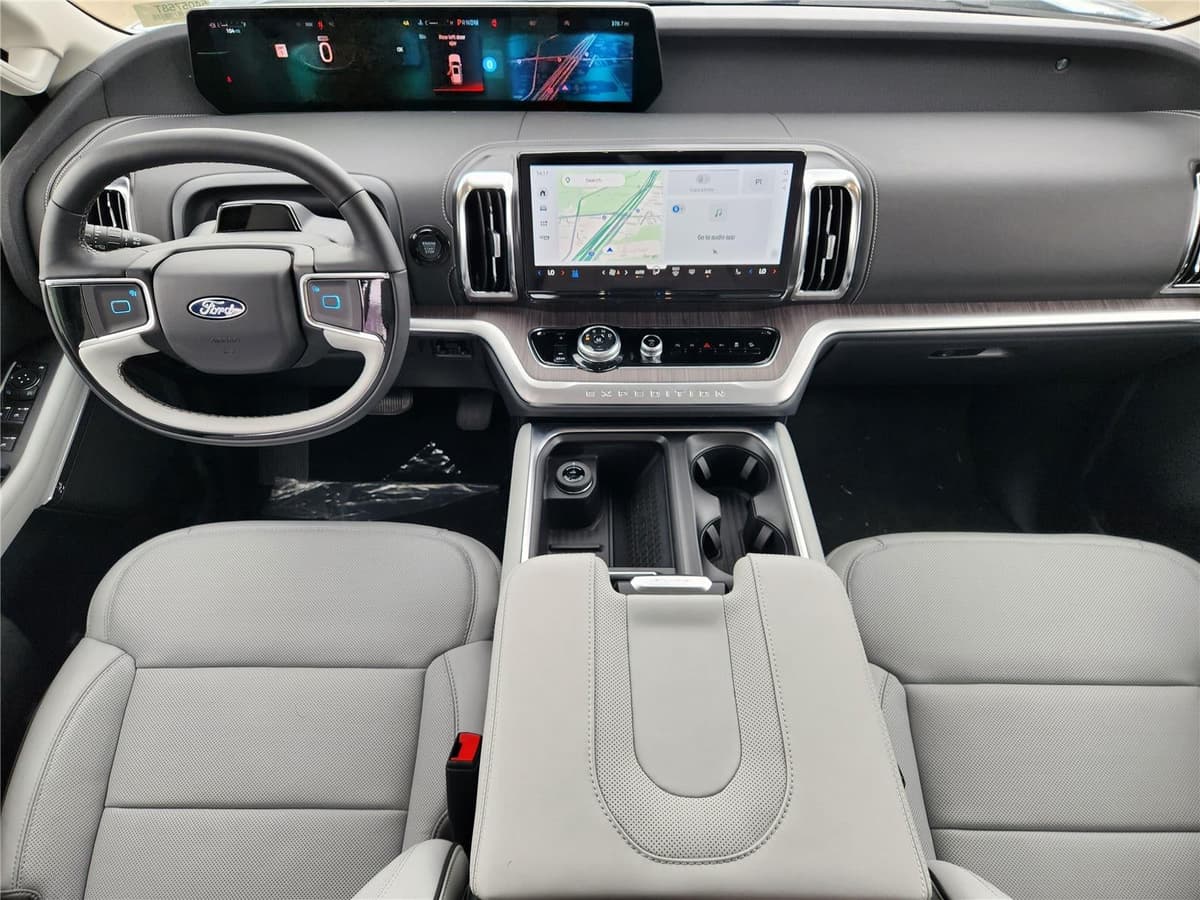 2025 Ford Expedition Max - Image 20