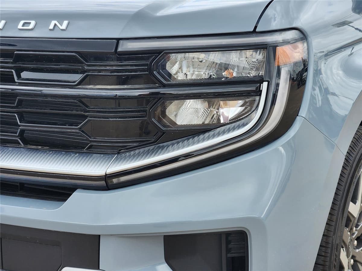 2025 Ford Expedition Max - Image 5