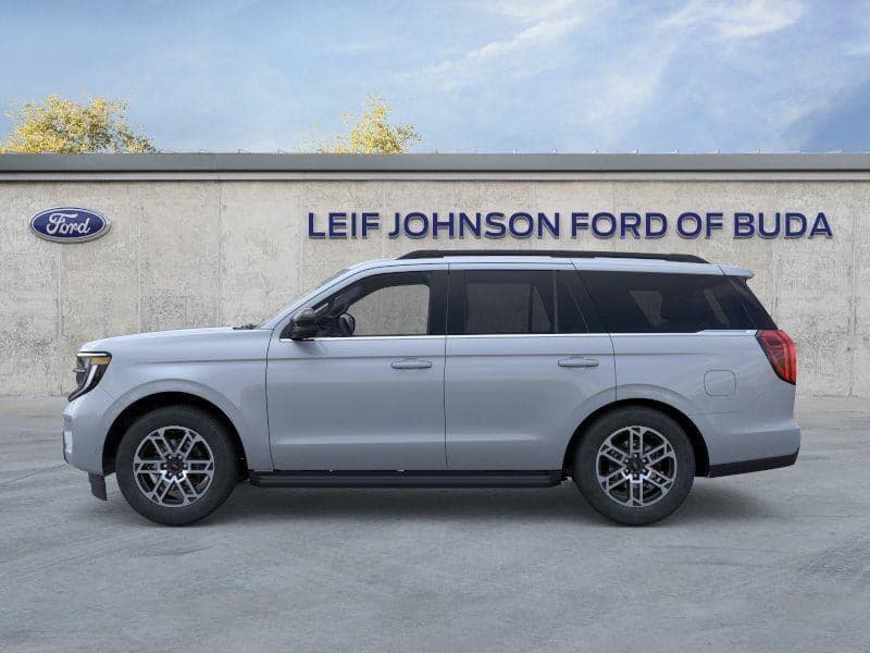 2026 Ford Expedition - Image 3