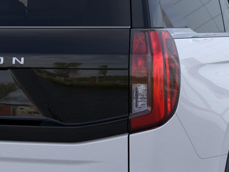 2025 Ford Expedition - Image 21