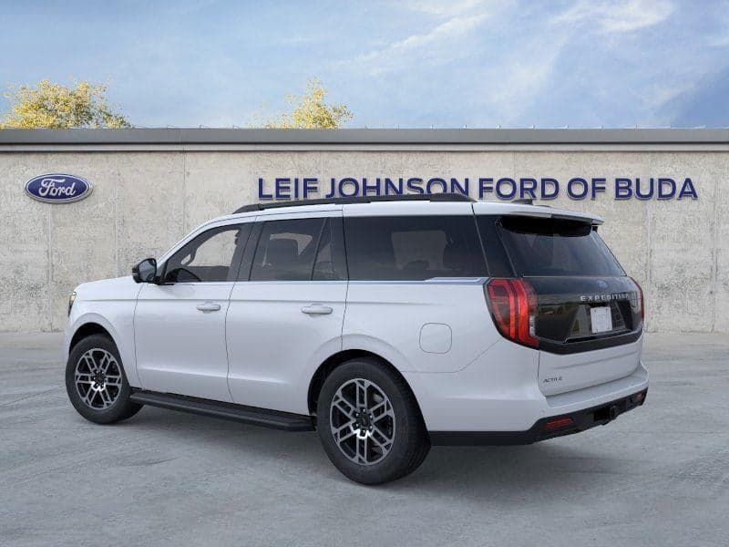 2026 Ford Expedition - Image 4