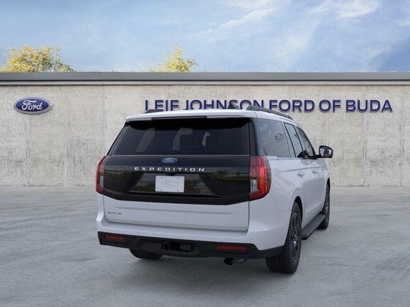 2026 Ford Expedition - Image 8