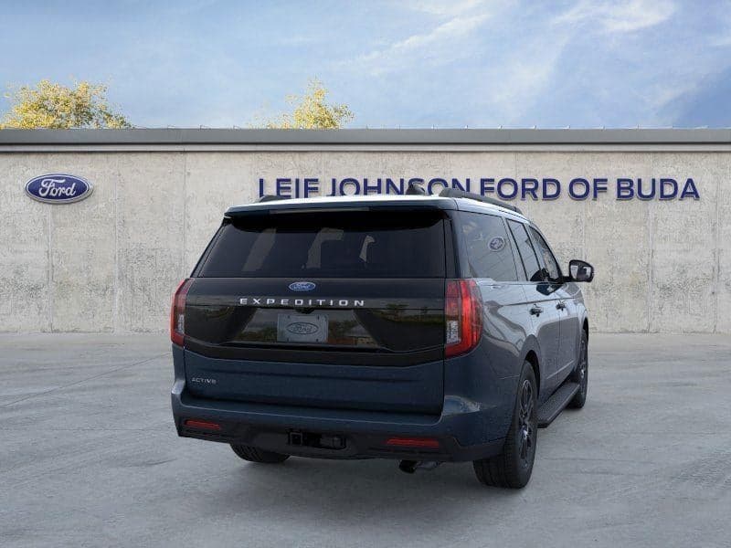 2026 Ford Expedition - Image 8