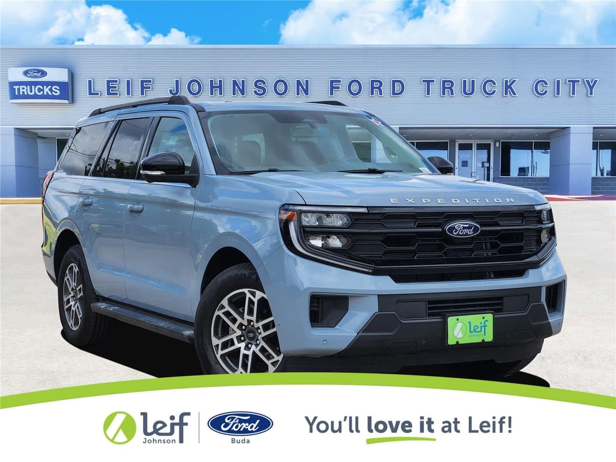 2025 Ford Expedition - Image 1