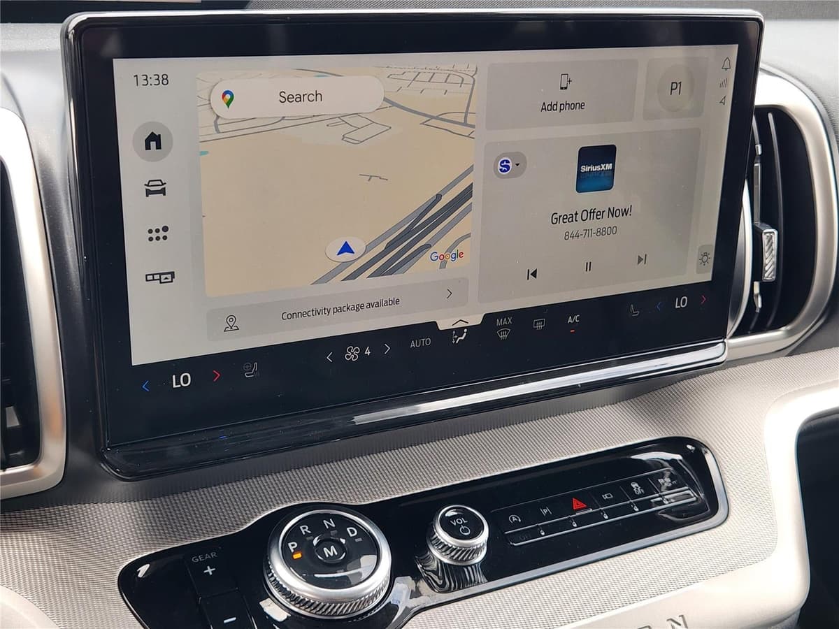 2025 Ford Expedition - Image 12