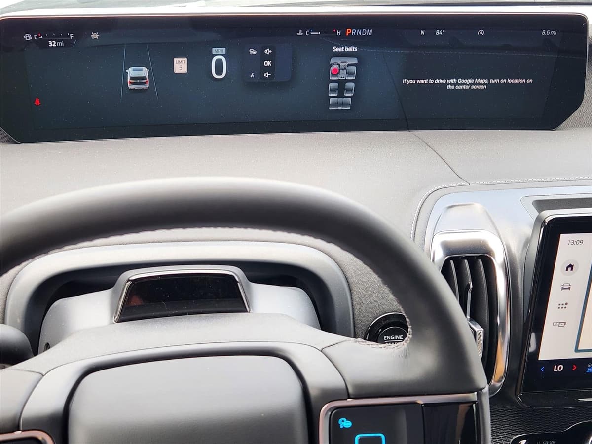 2026 Ford Expedition - Image 11