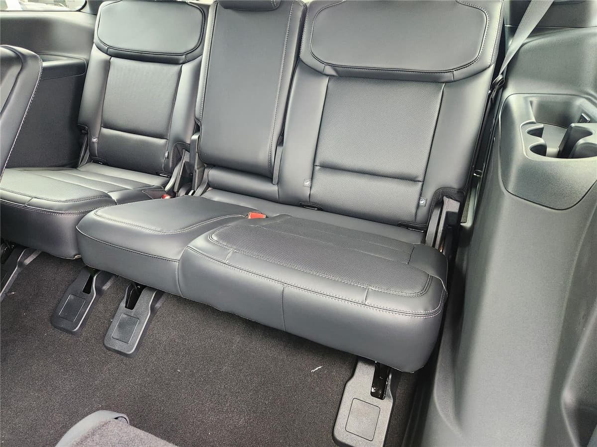 2026 Ford Expedition - Image 22